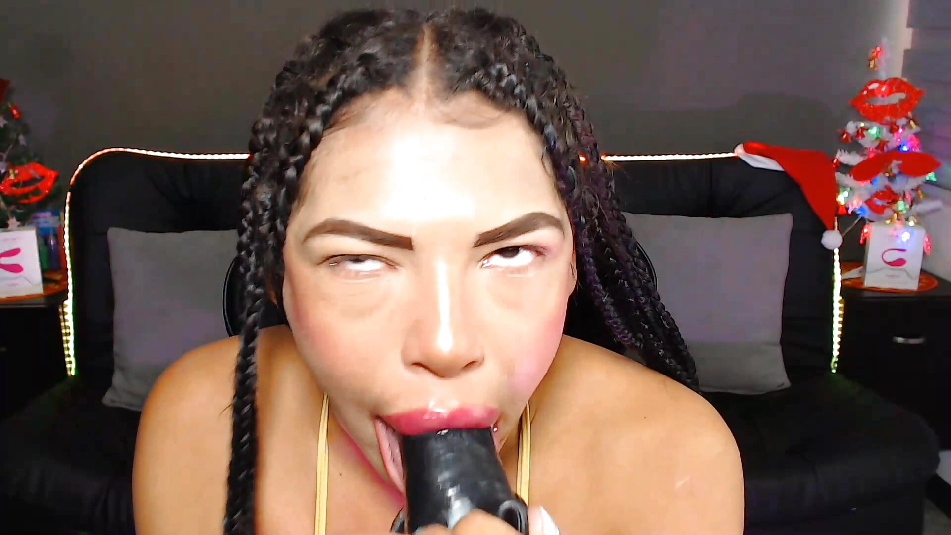 sloppy bbc deep throat - video của người mẫu cam Anabel693