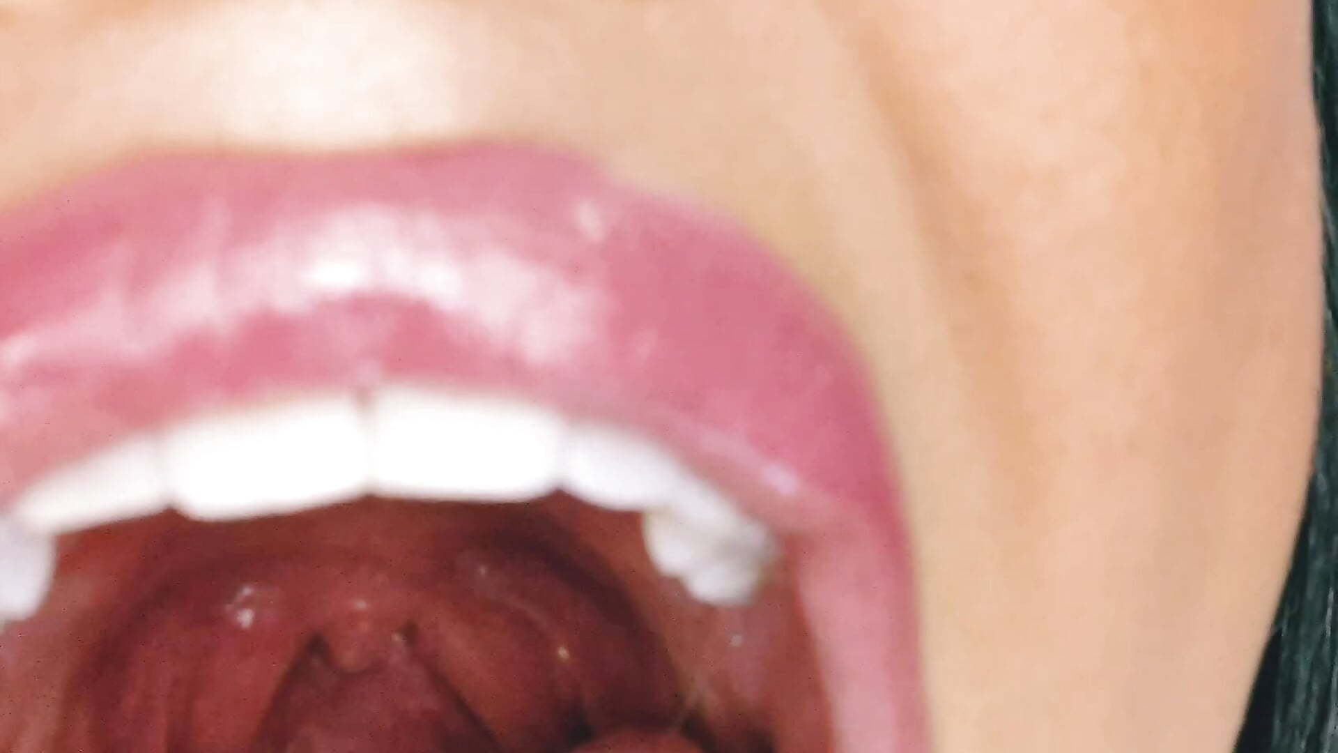 big mouth fetish－カメラキャストのAnabel693の動画