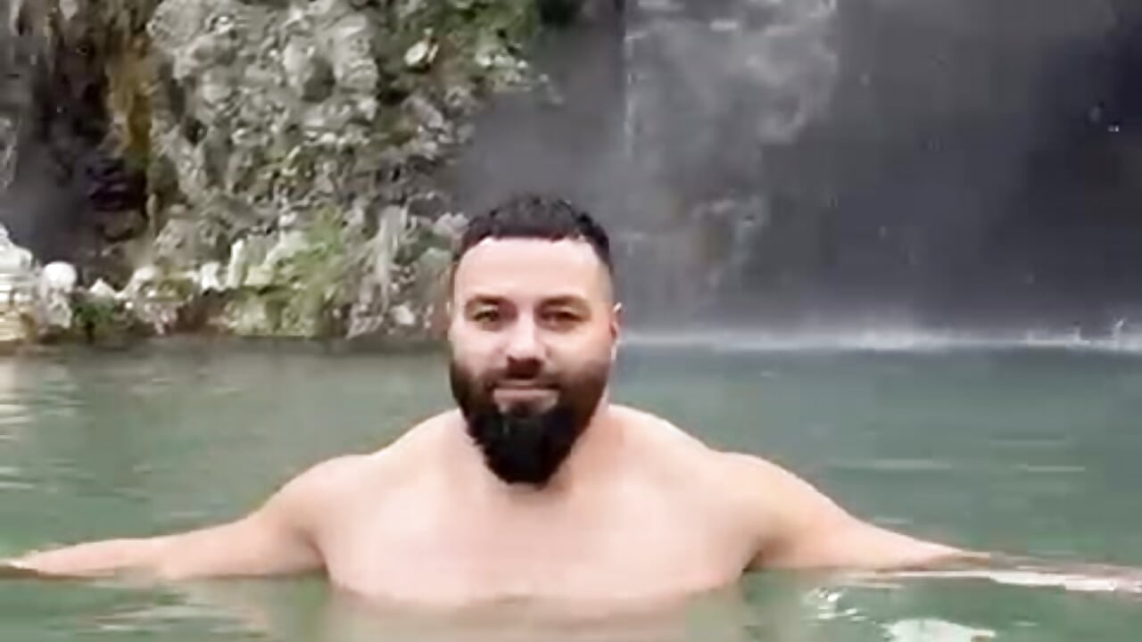 WhatsApp Video 2025-11-24 at 09,27,28_358acb63 - video di mattmasterss modella di cam