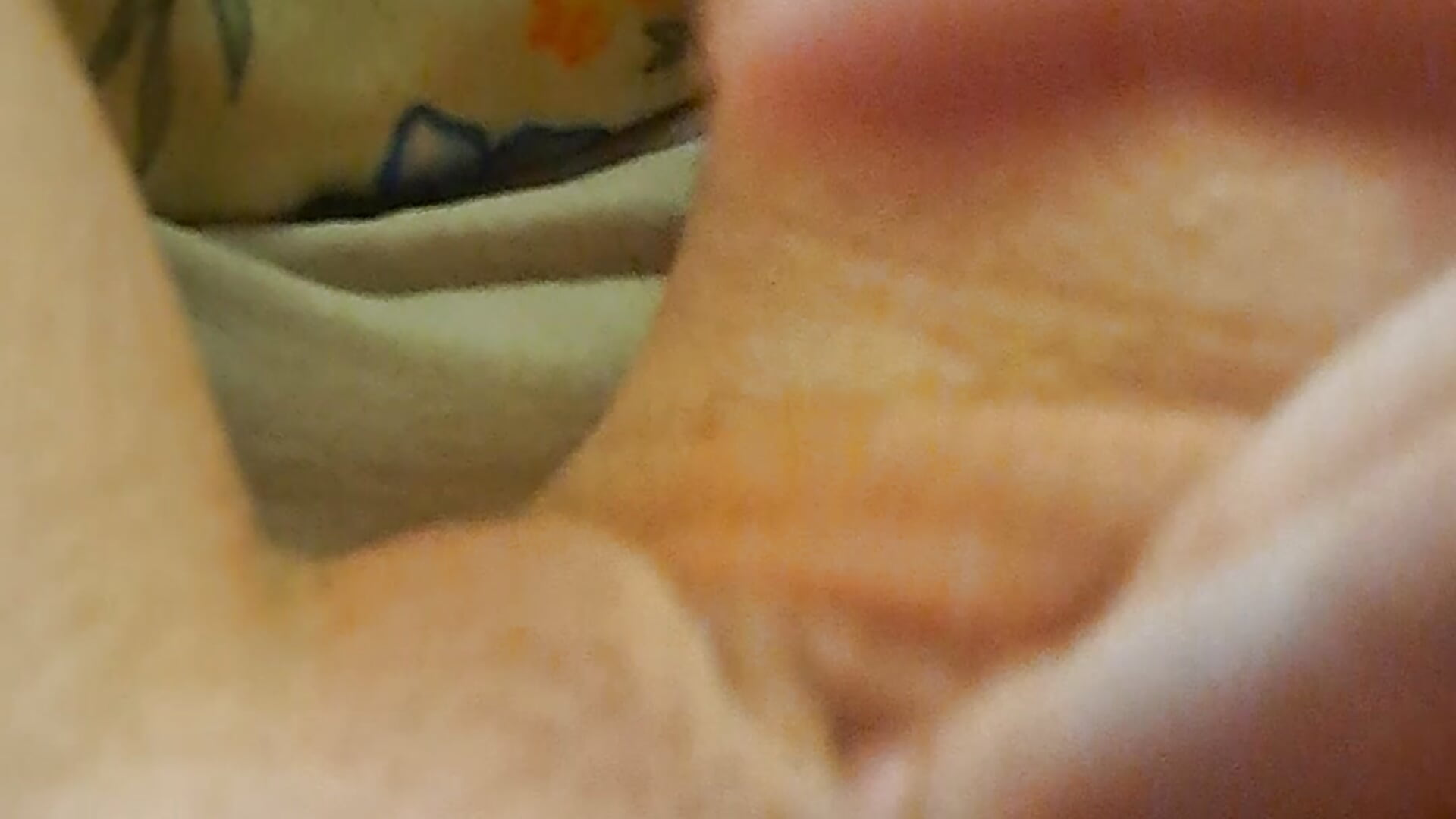 Je me doigte la chatte/ I finger my pussy
