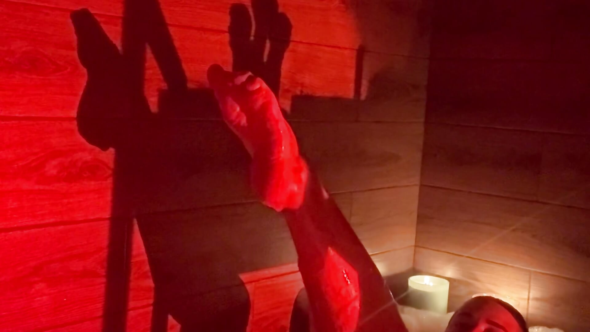 I really like to be naughty while taking a bath - فيديو من _JuliaSpace_ موديل الكام