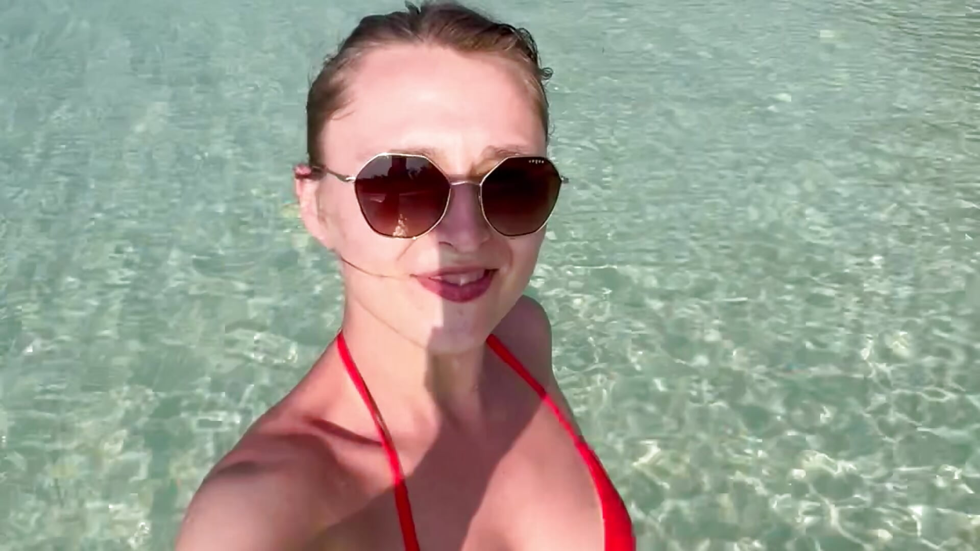 I'm just happy - video by CharlotteWells cam model
