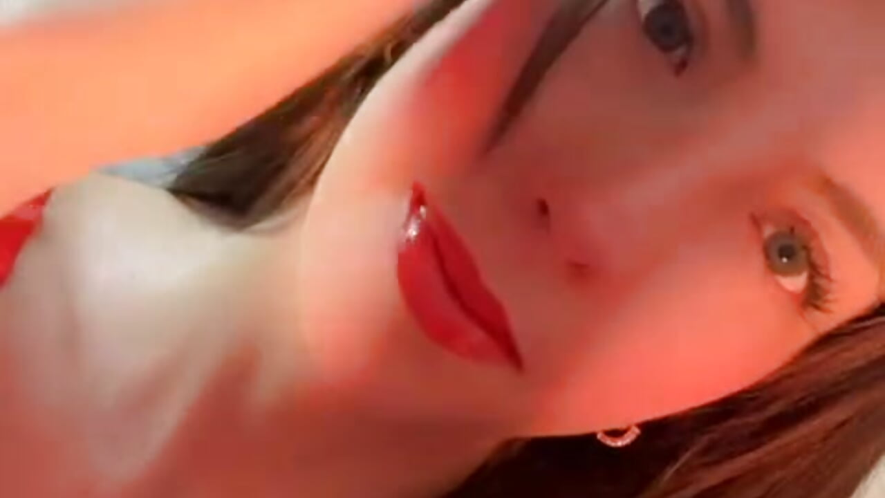 YOU WANT EXPLODE ALL OVER MY PRETTY FACE - відео від вебкаммоделі Megannklein