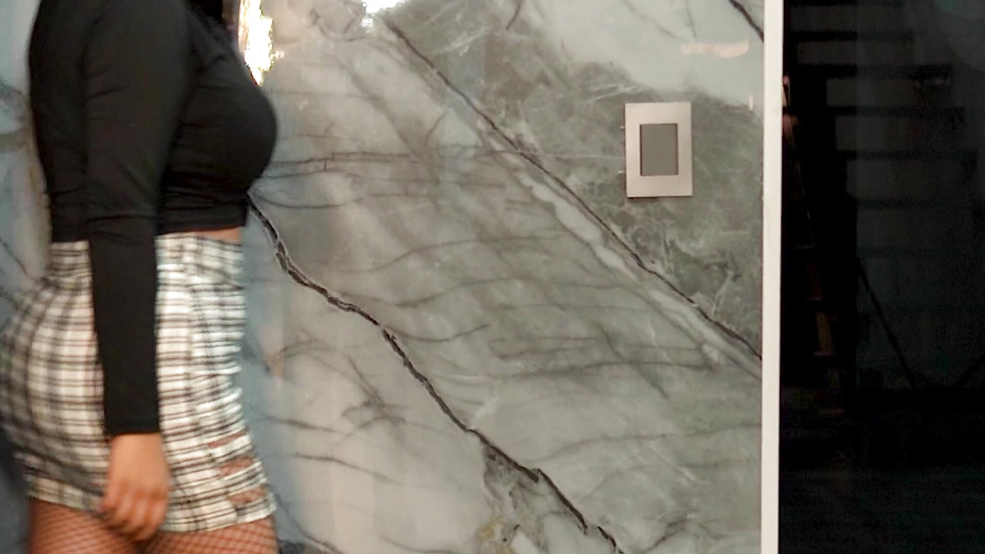 I'll go to your office to deliver your paperwork. 🤭 - Video von EvaaStevens Cam-Model