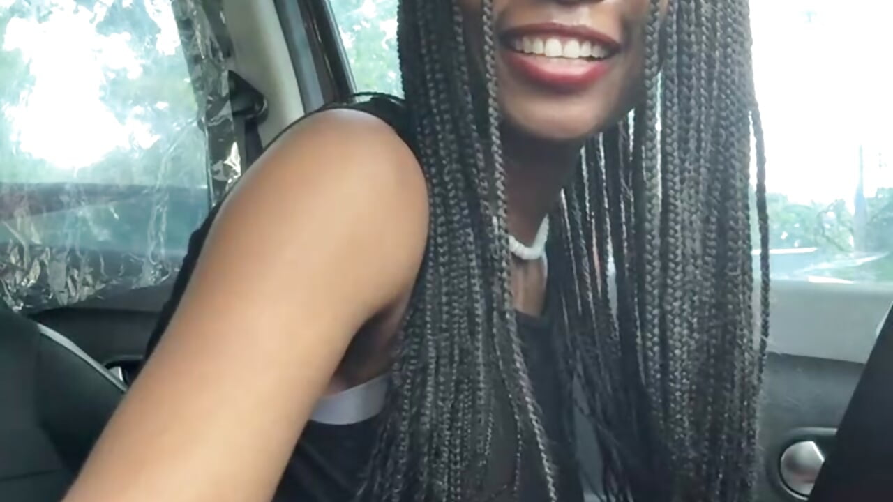 Squirt  in Car Private Show
