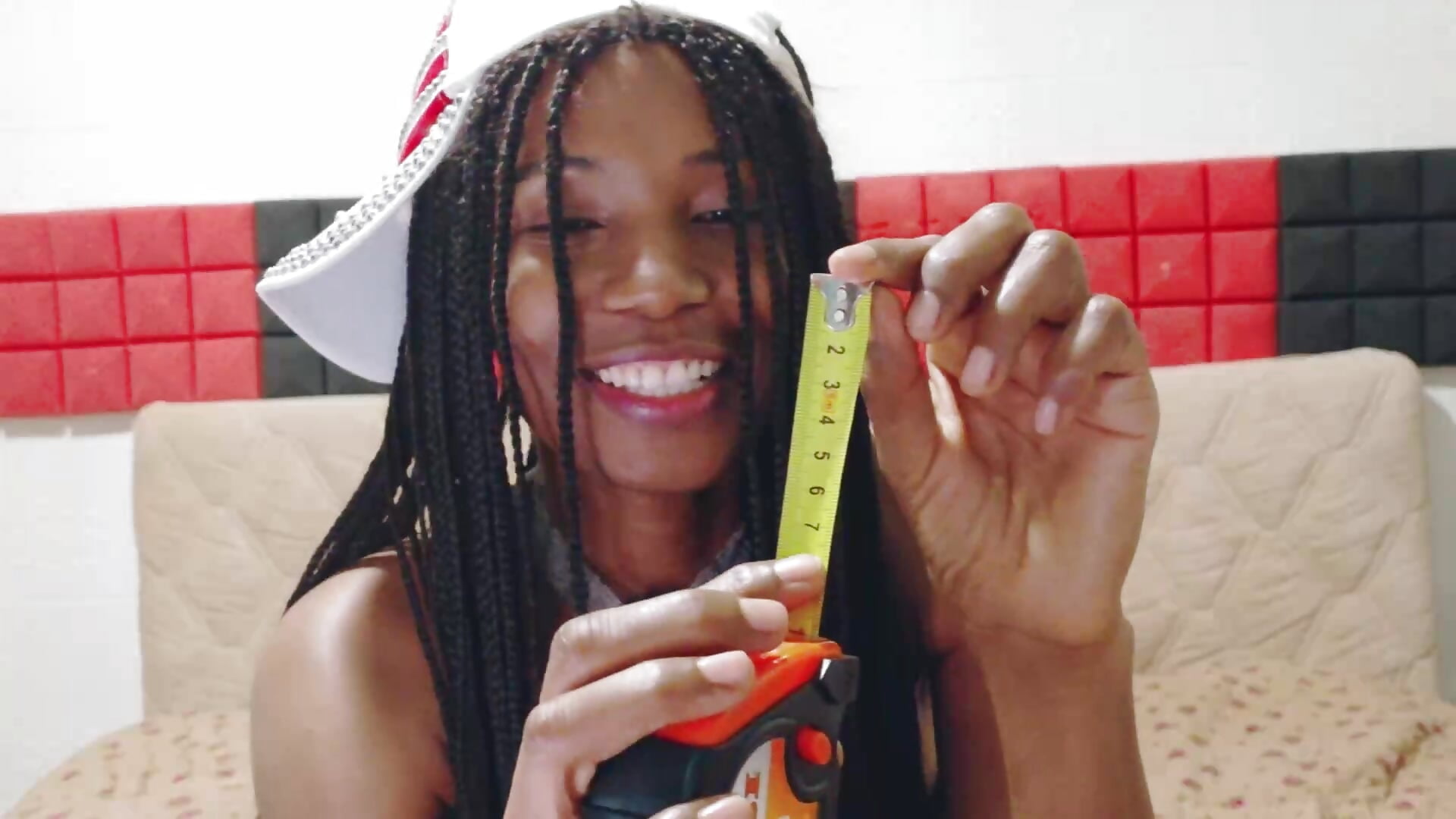 sph preview show - βίντεο μοντέλου ShantelSexyYoungMilfie