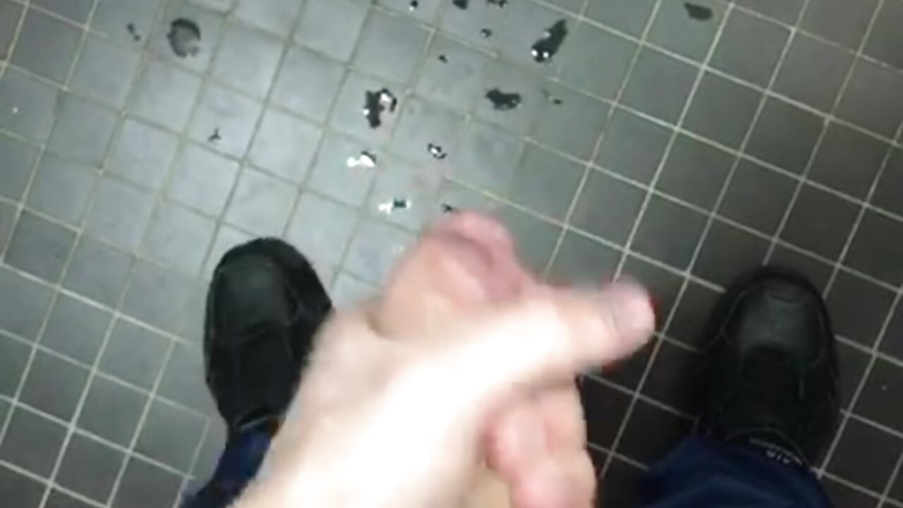 jerking before work - video av skillers cam model