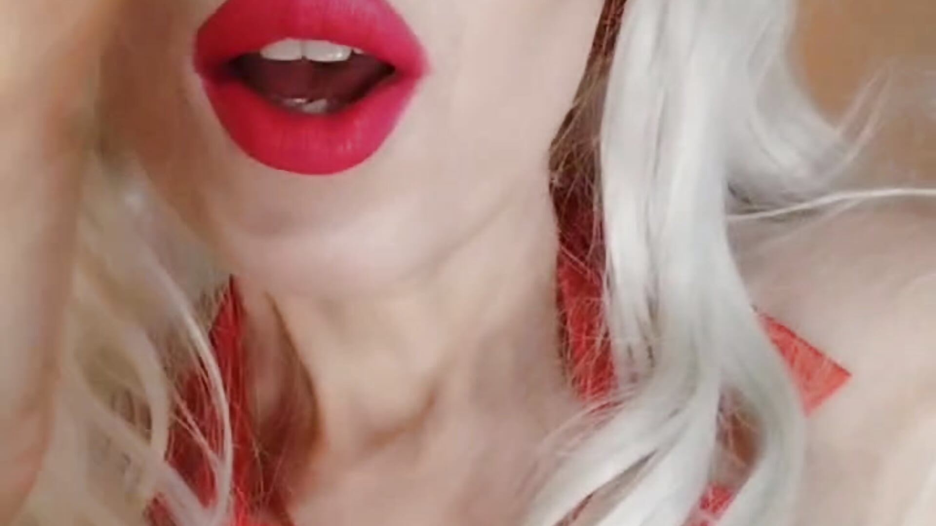 document_5359706232892443611 - video by Allure_goldennX cam model