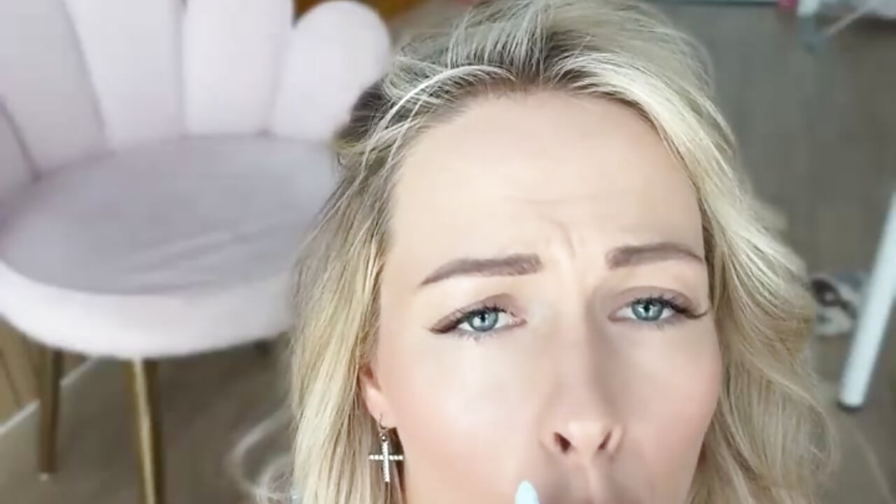 sloppy bj> spit all body> fuck myself> squirt in bath－カメラキャストのstreetdollの動画