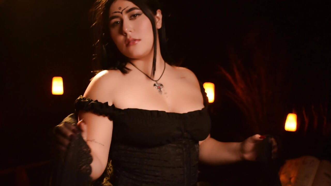 Spooky Halloween 2026 👻 - clip cu DanielaHang model videochat