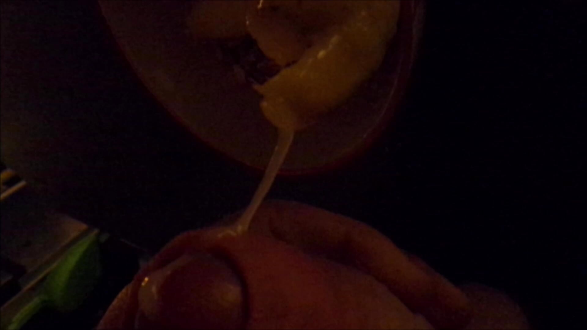 Müsli mit Eiweiss =P - video by BongChannel cam model