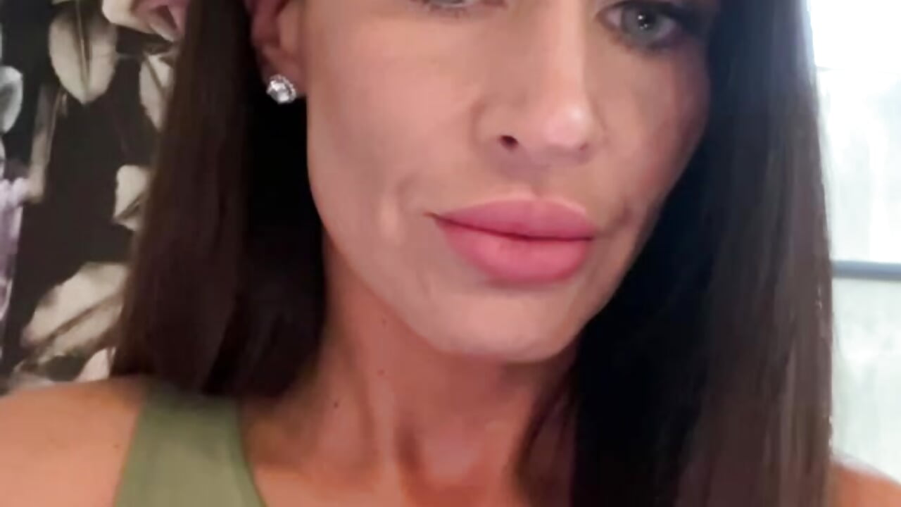 kiss