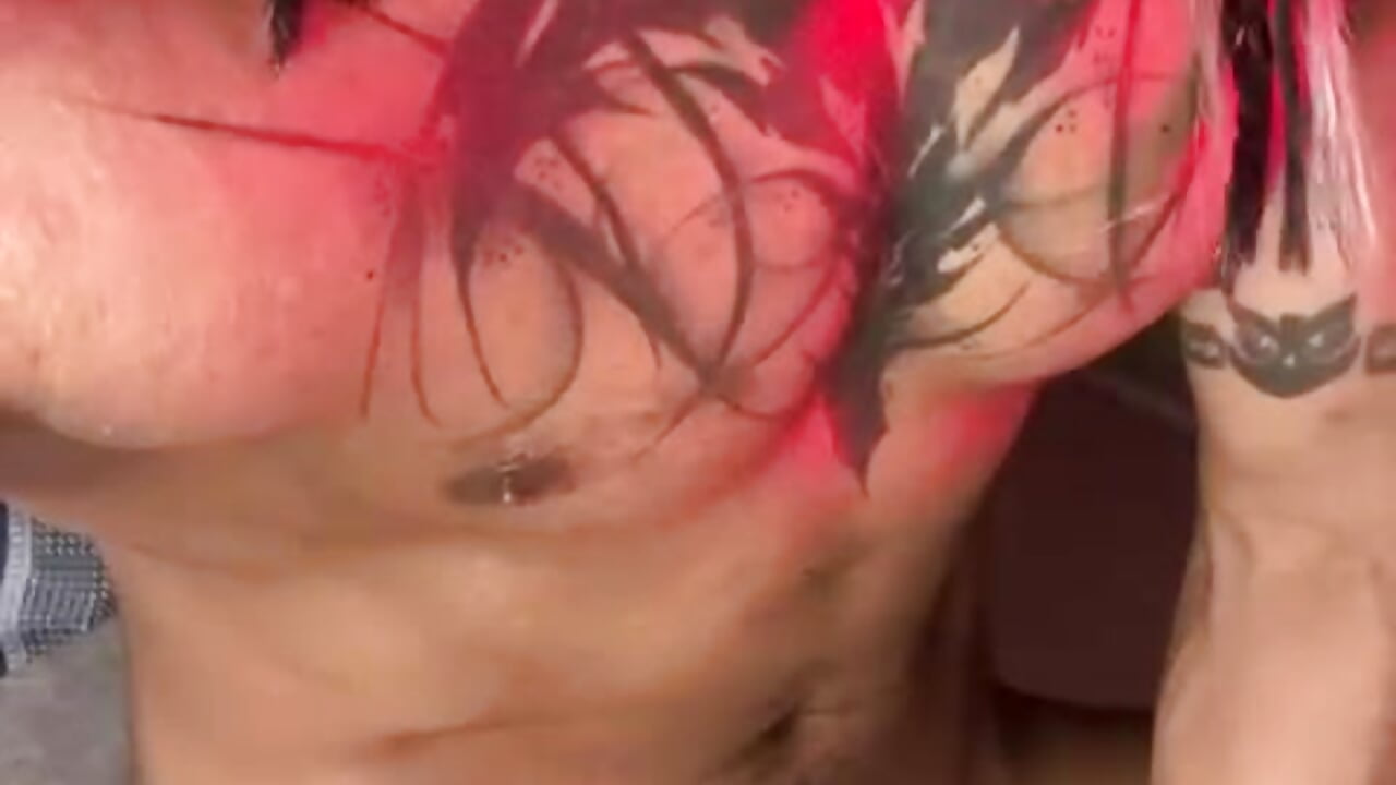 Don't forget to follow me: D - วิดีโอโดย Young_laroi โมเดลแคม