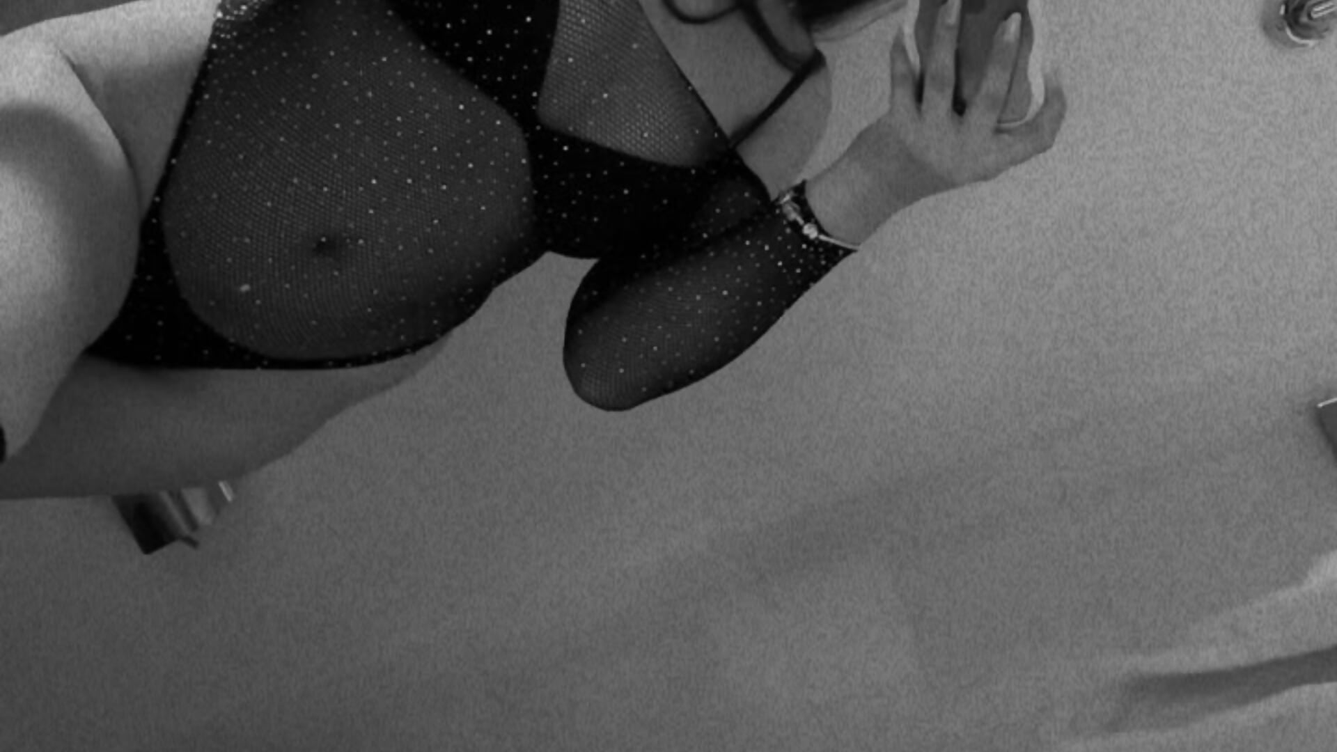 A sexy and funny girl - video by EmilyS__ cam model