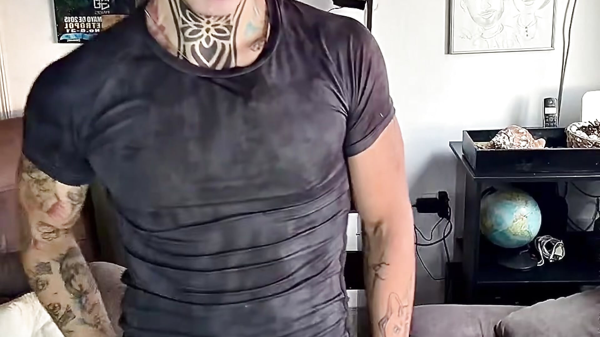 Si te pierdes búscate en lo que más amas/If you get lost, look for yourself in what you love the mos - video by _Tomy08calderon cam model