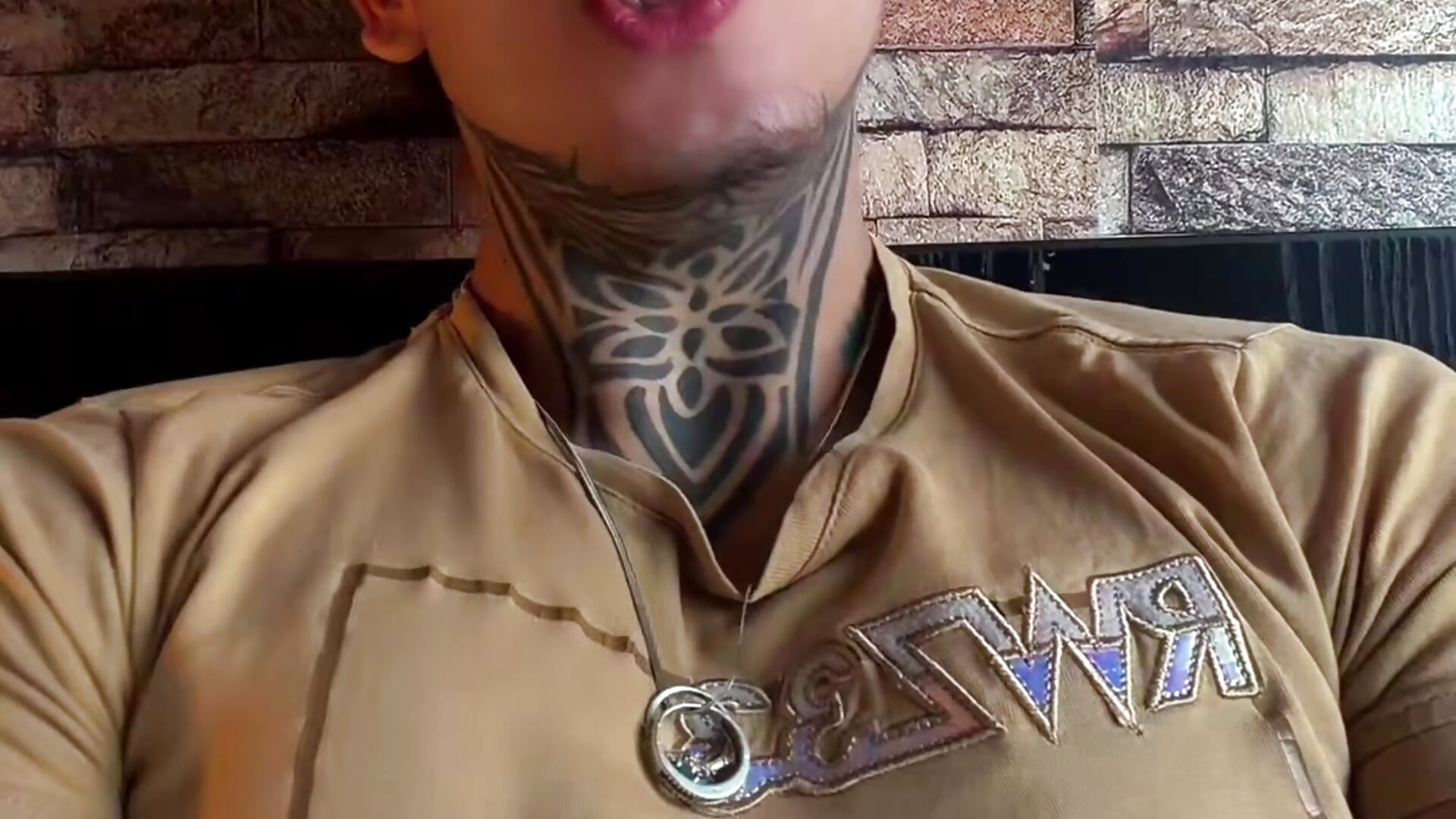 Dámelo papi 🤤🙈🥴 - video by _Tomy08calderon cam model