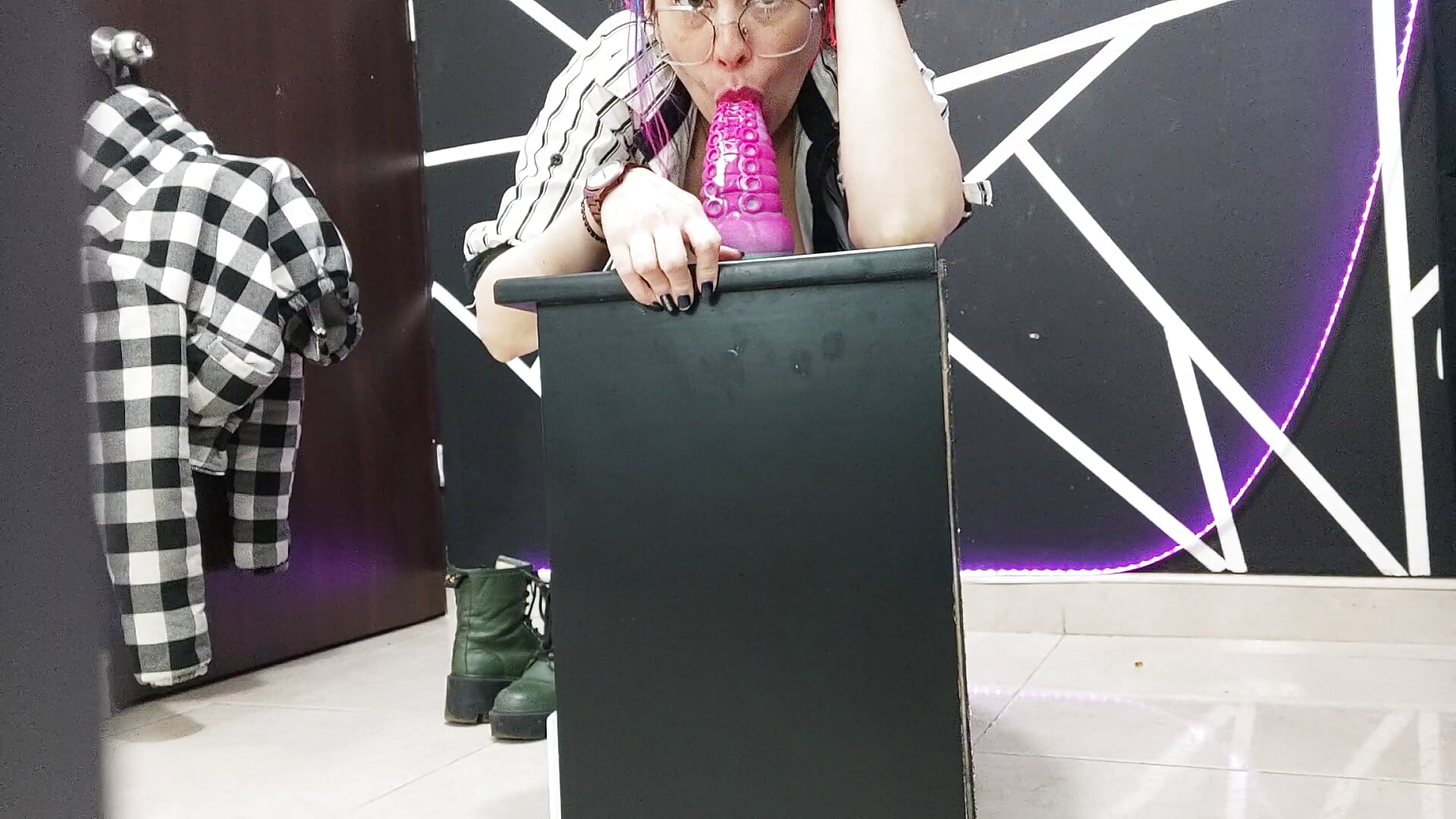 VID_20231207_013724 - video by natasha_laulau cam model