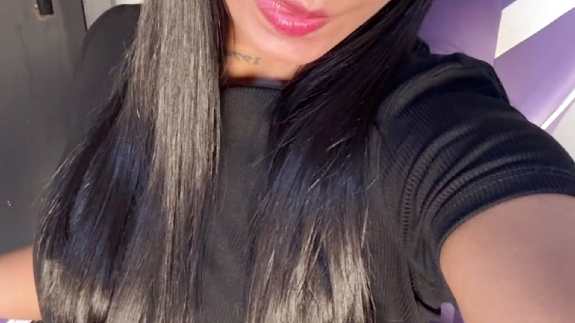98C01044-A7C1-4A99-BE02-4D42F4BC2625 - video by Barbiebrunette_ cam model