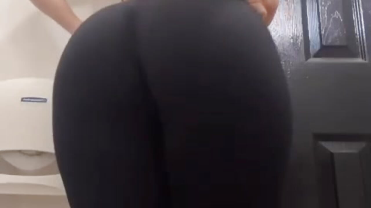 Do you like how to see my ass? fuck it