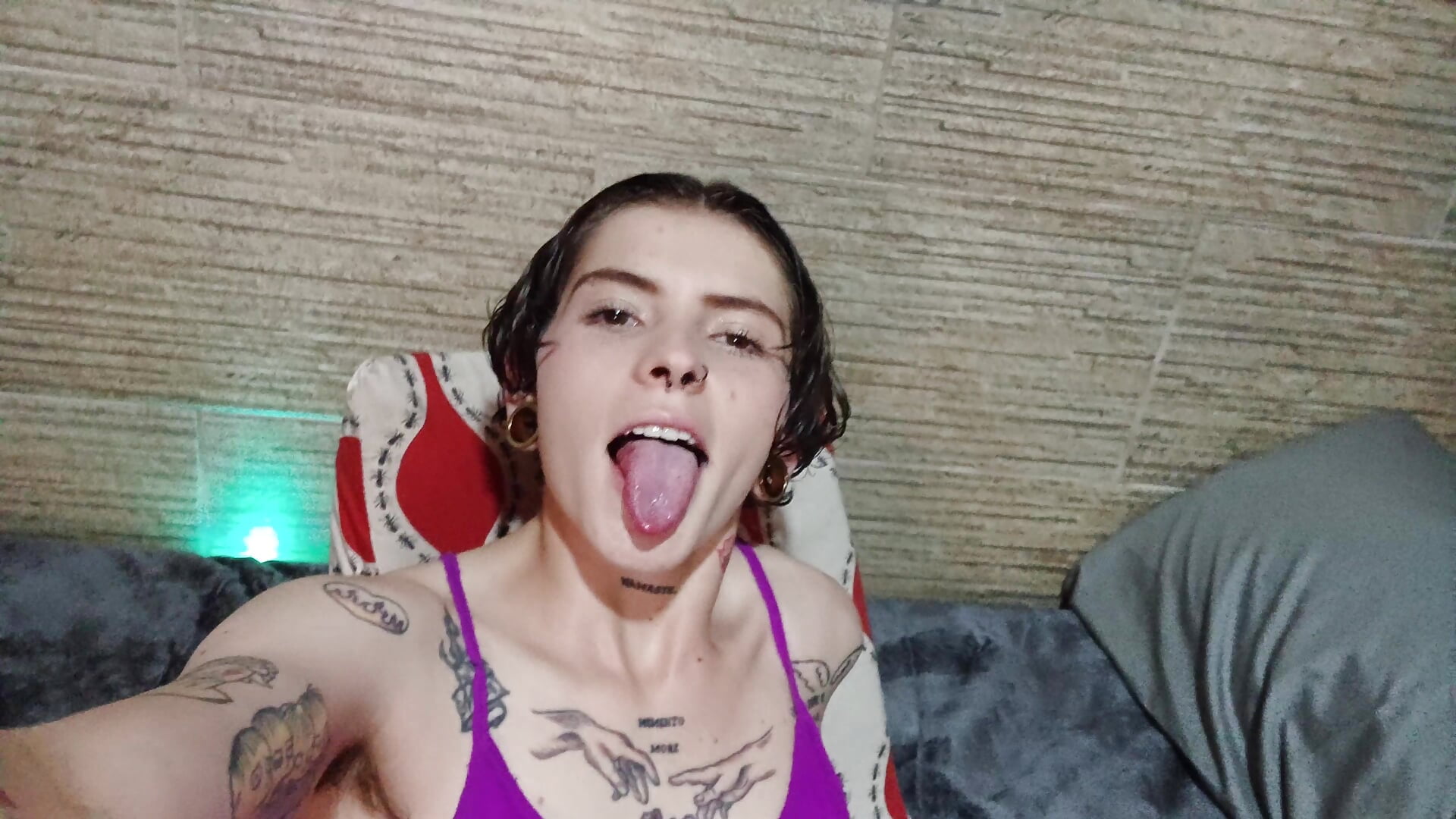 Welcomee to my room!!! - video by pretty_cristal69 cam model