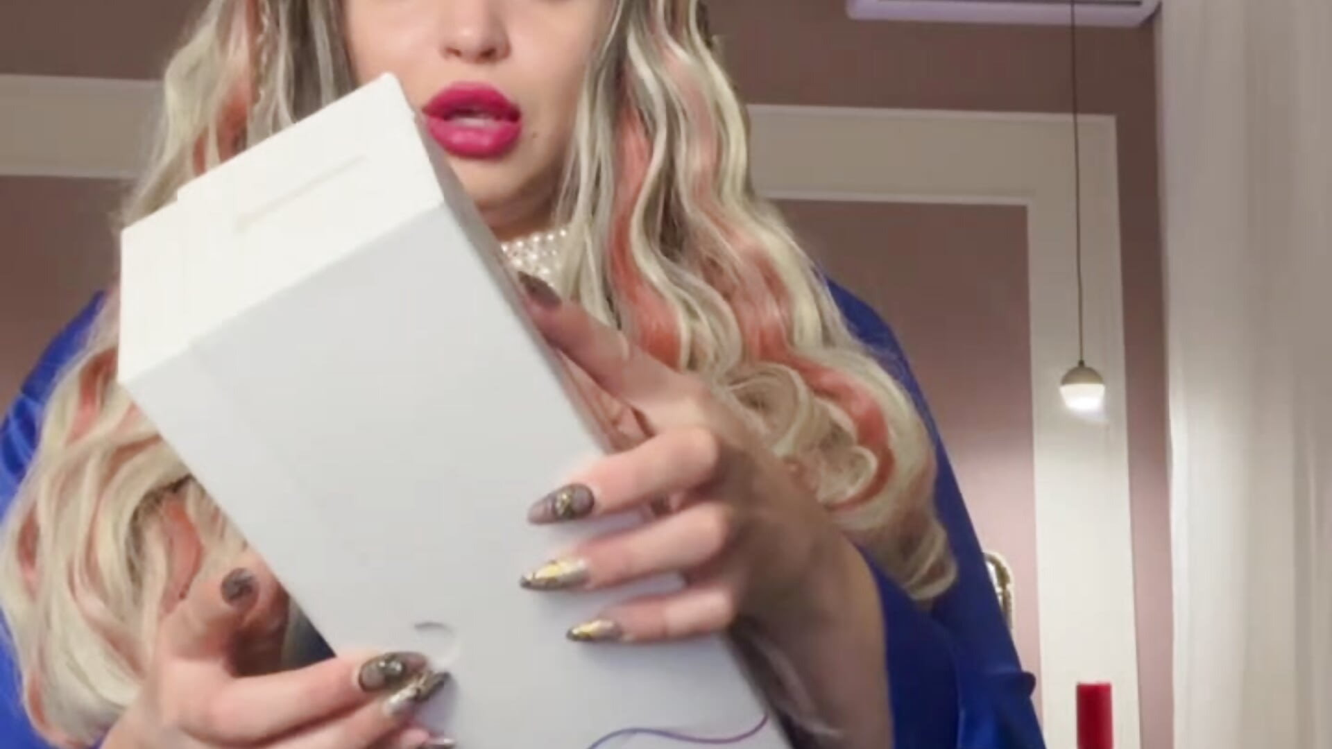 My brand new device cheeeck😈 – video modela na kameri Miss_Maya_Mils