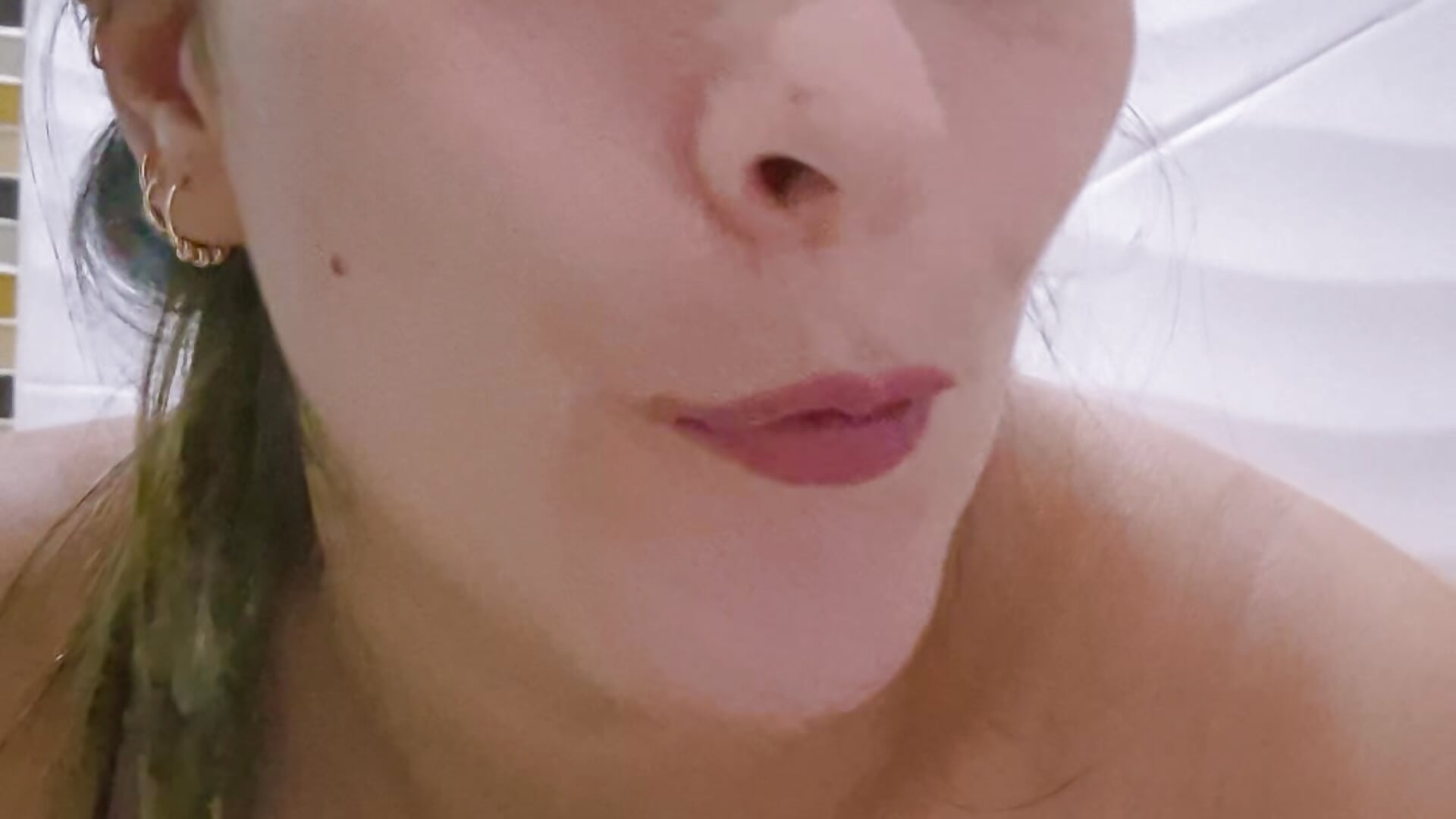 Playing my pussy at home - vídeo de Rousse92 modelo de câmara