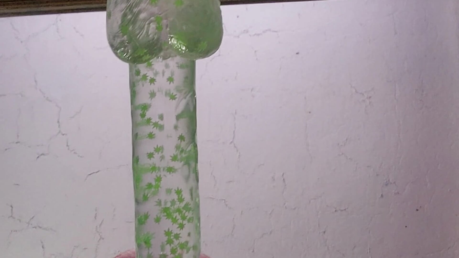 Debut glow in the dark Ganjadong BJ tease