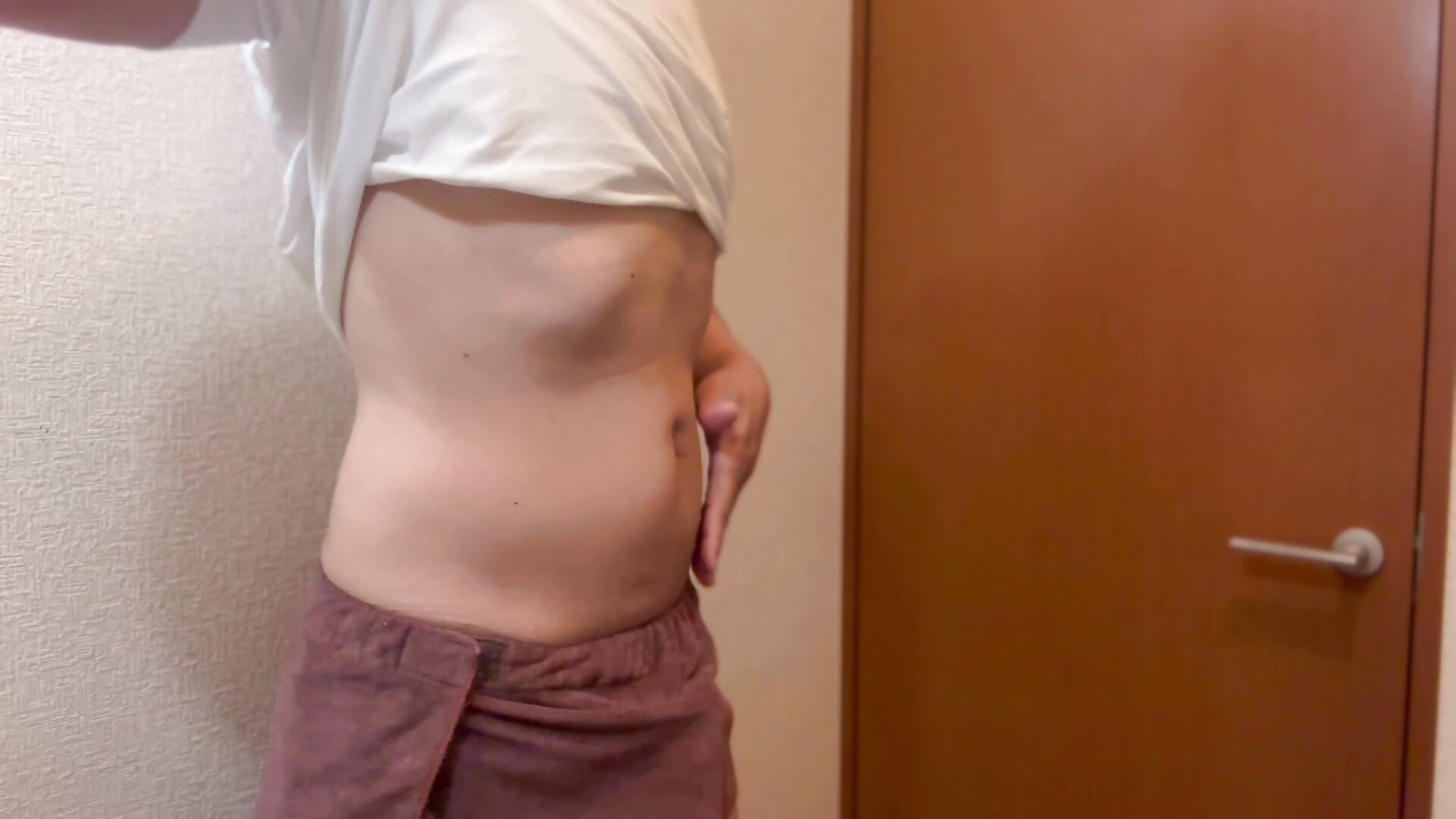 タオル外す際どい瞬間！ - video by tokimori cam model