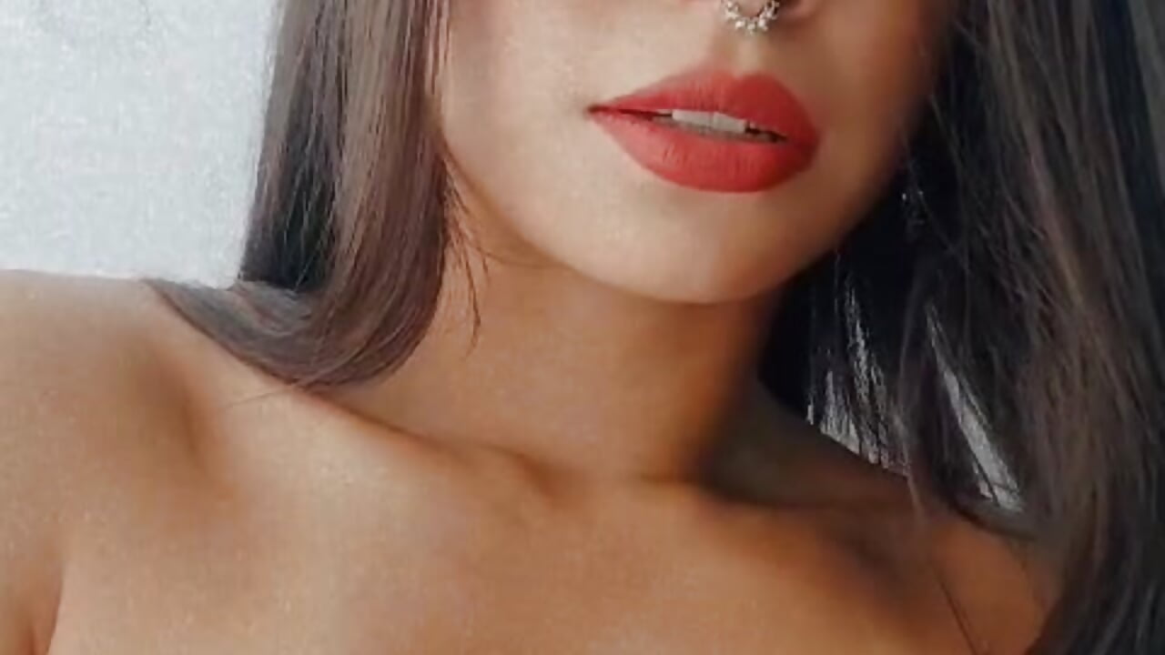 kisses - video by megan_bluee23 cam model