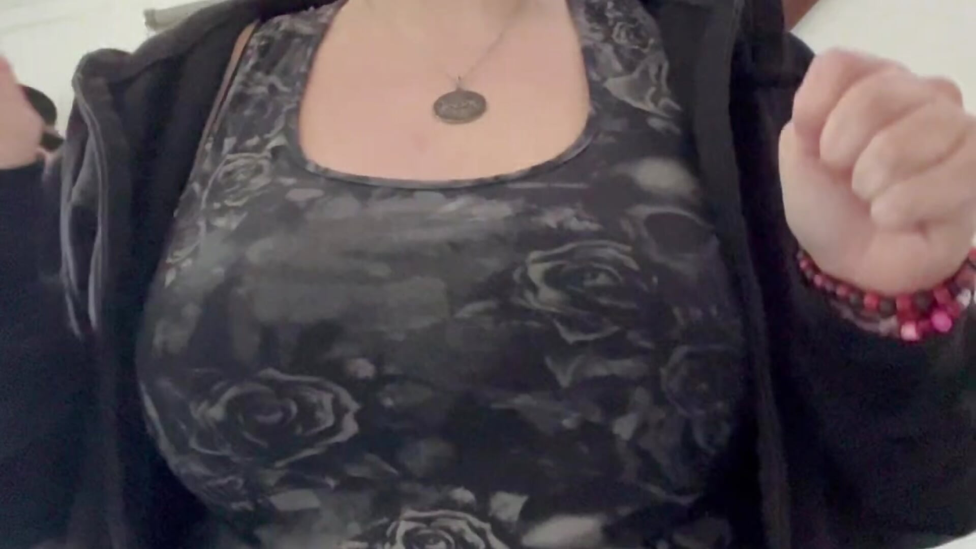 Titty Tuesday Flash~ my top was a bit tight for this one