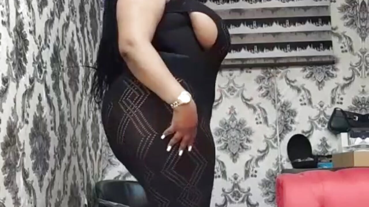 Thashing - clip cu Thasha8 model videochat