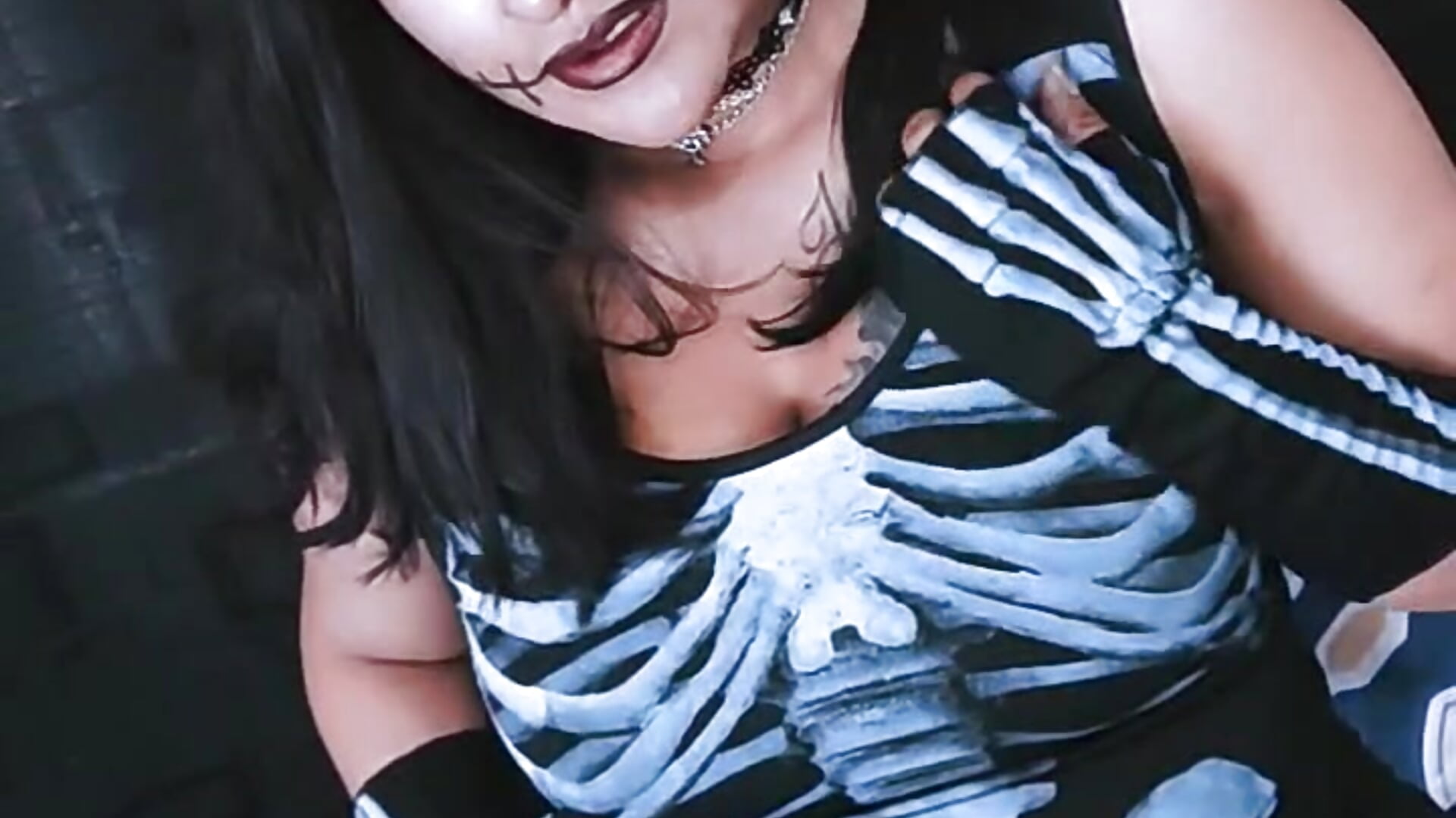 halloween - video by ReedxRosee cam model