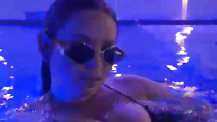 🌊🙈 – video af Madeli0217 cam-model