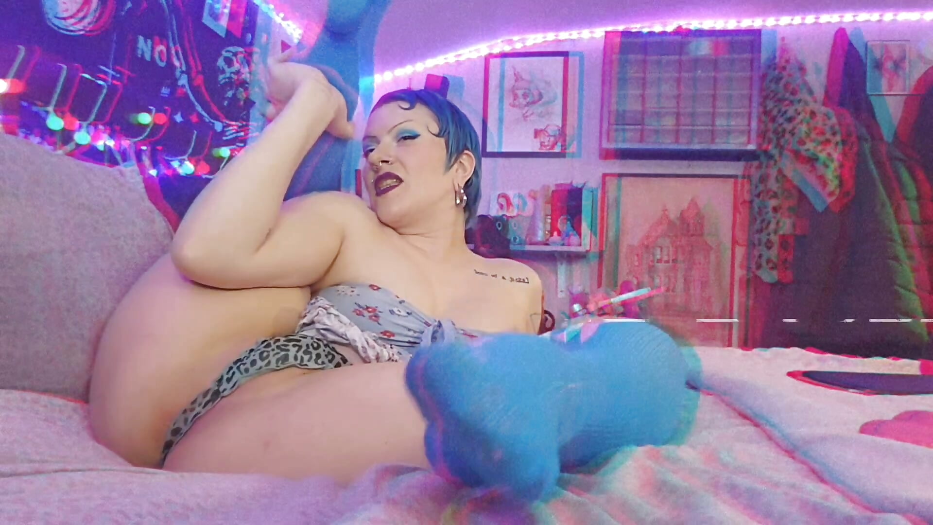 I'm one bendy bitch... - video by FondaDix_ cam model