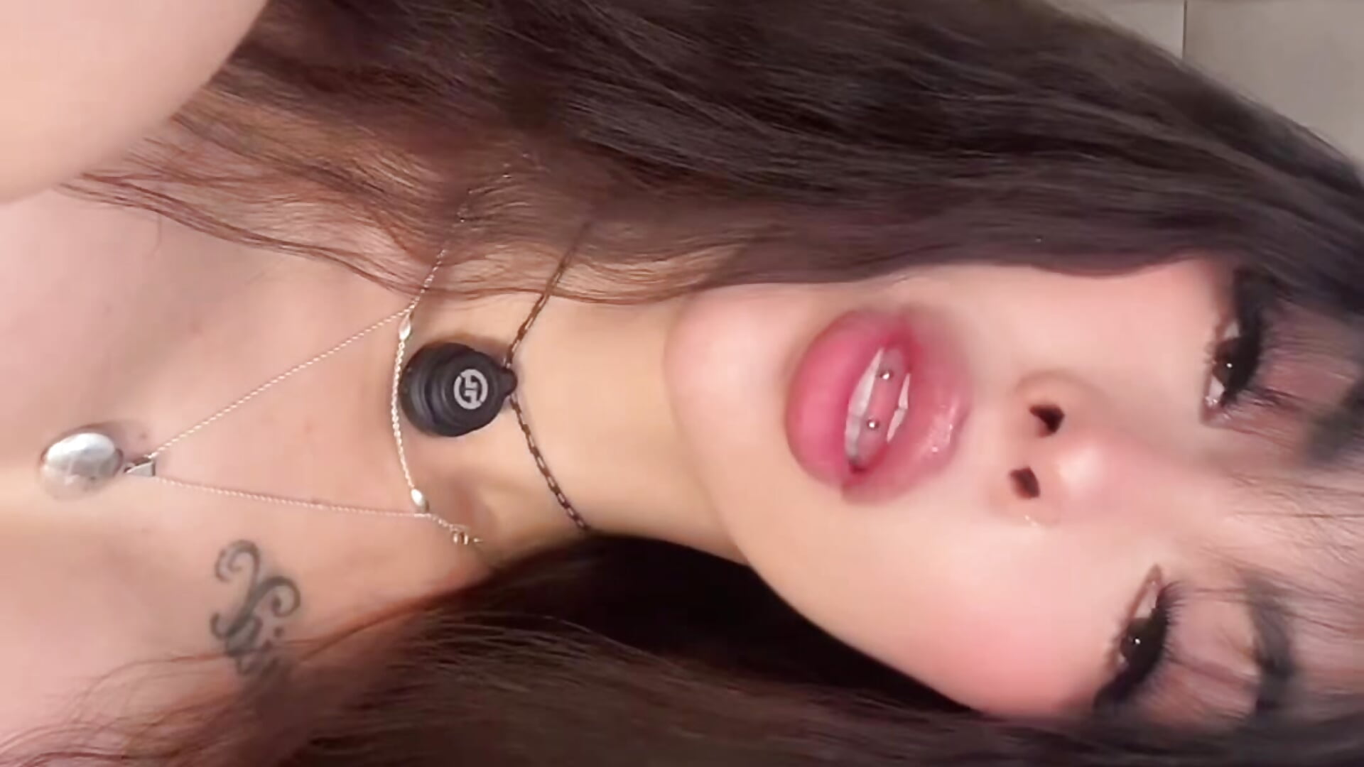 🤍 - วิดีโอโดย Nicolle_foxy โมเดลแคม