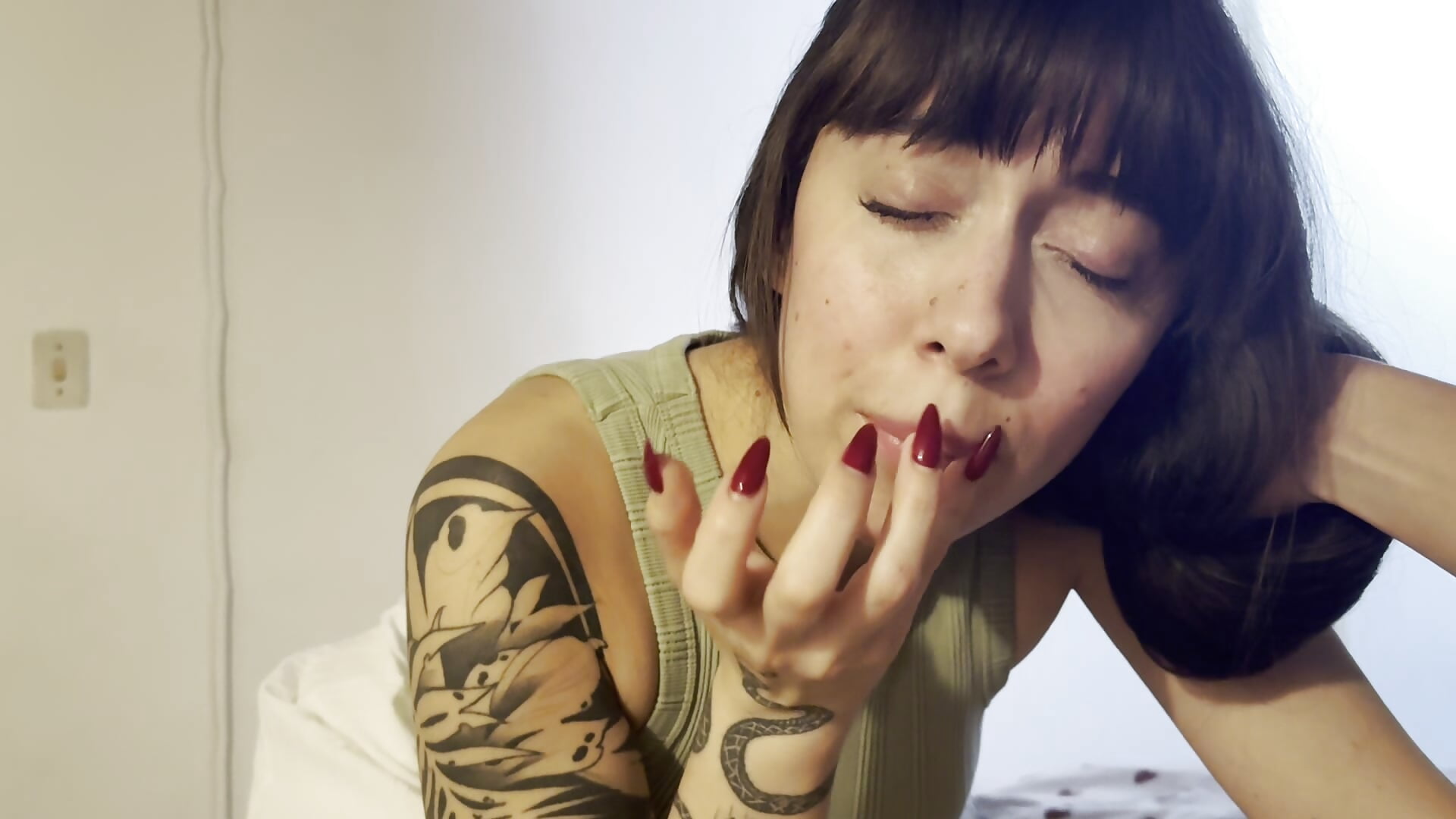 amateur blowjob - video by emiliasommer cam model