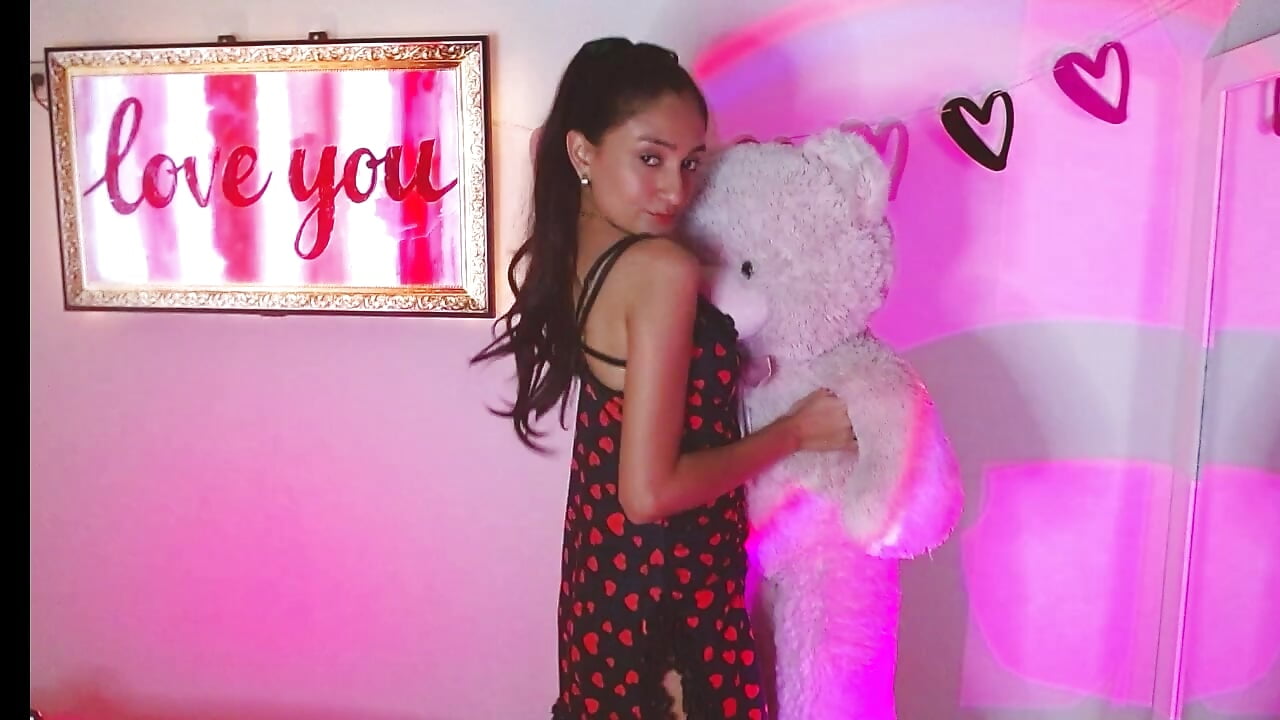 Can I be your valentine? - video oleh Mei_Kelly kamera model