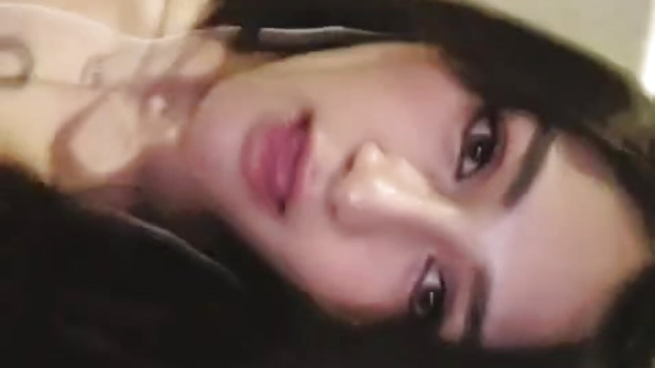 Now I can't stop singing this song and I can't speak #Russian - video av Mei_Kelly cam model