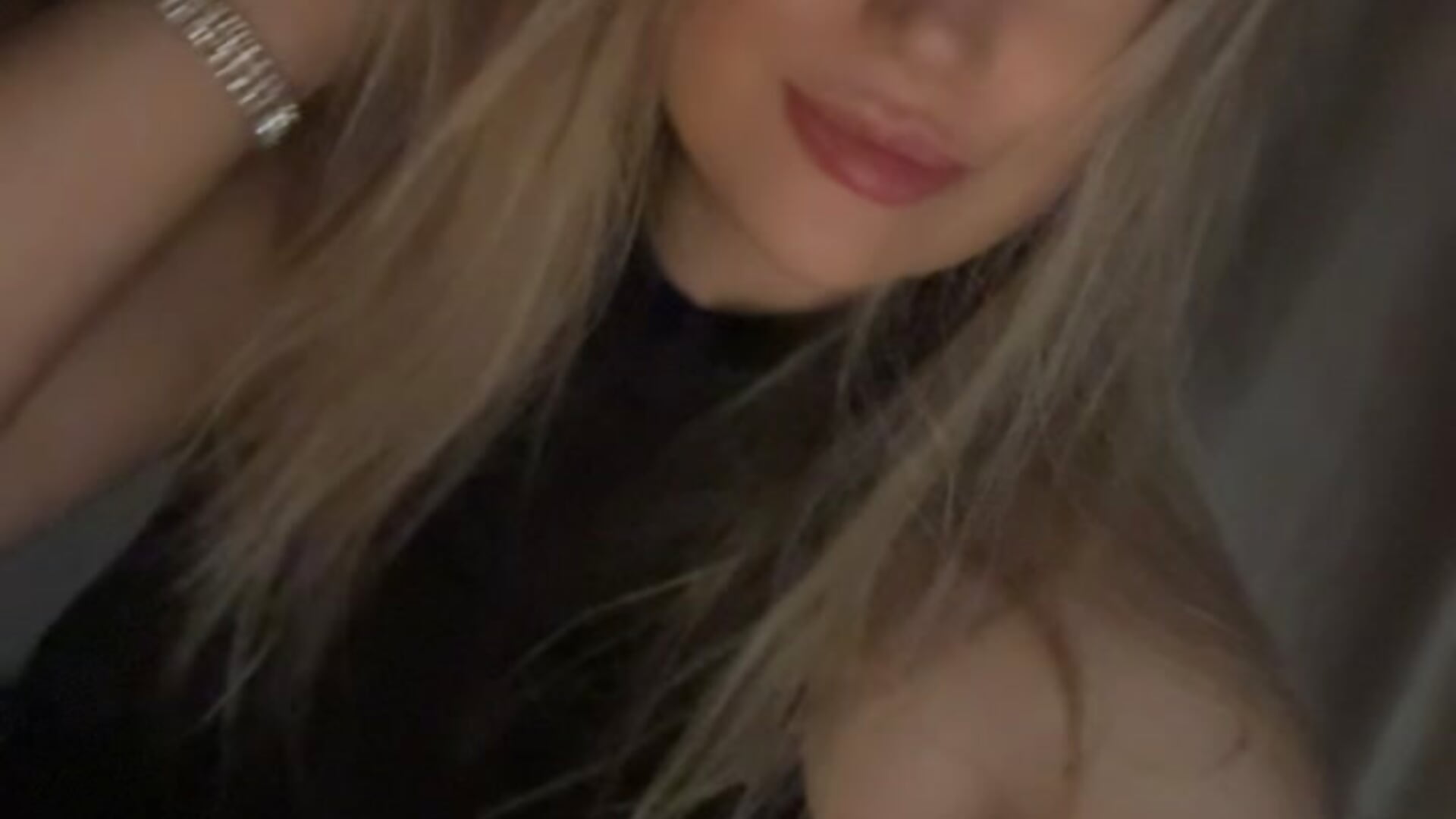 027C72EC-2F1F-4BED-BC83-BD1AD0D86F61 - video by lisenok26 cam model