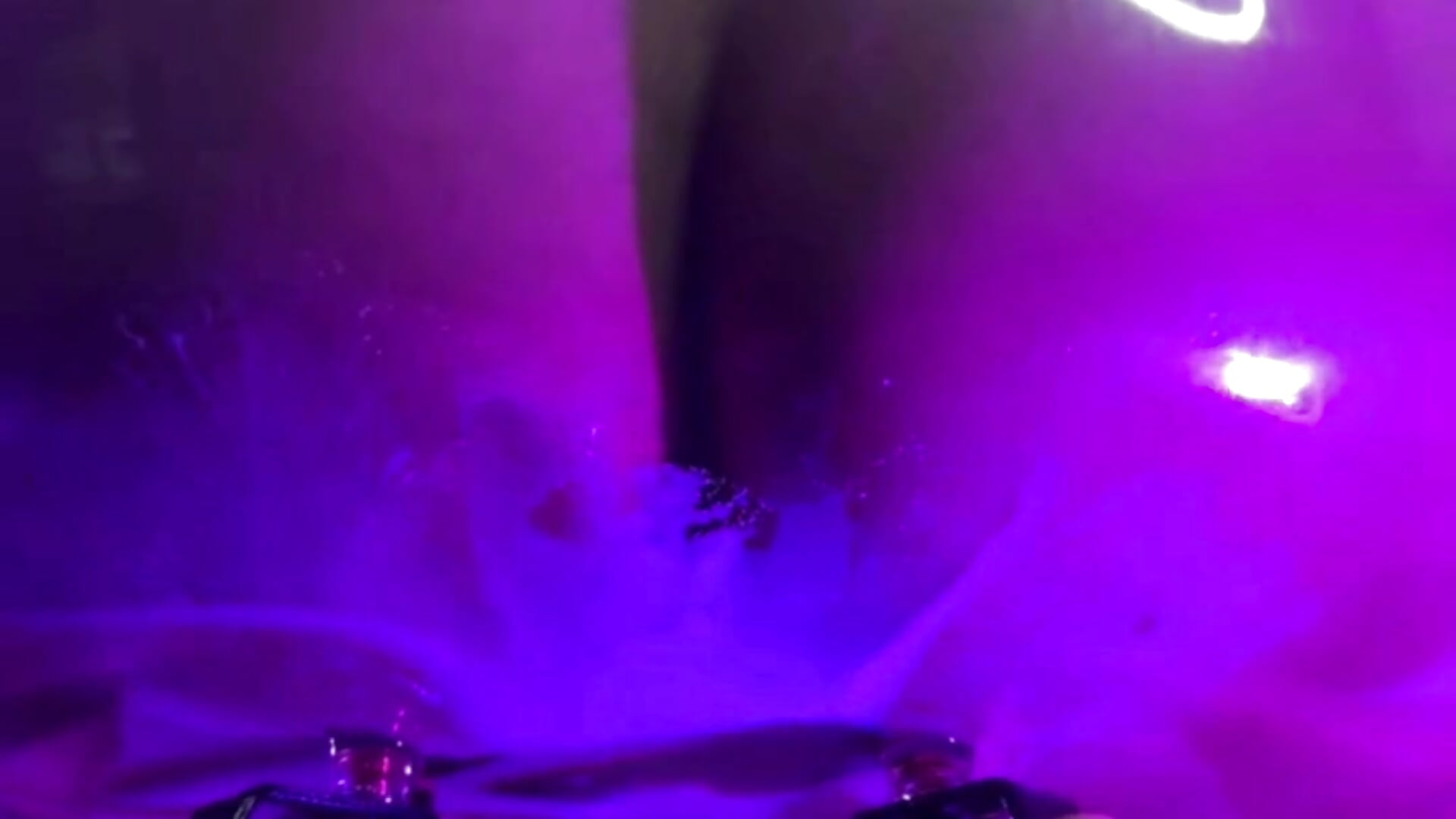 Can you feel me? 🤍💦 - video by memphiswilliam cam model