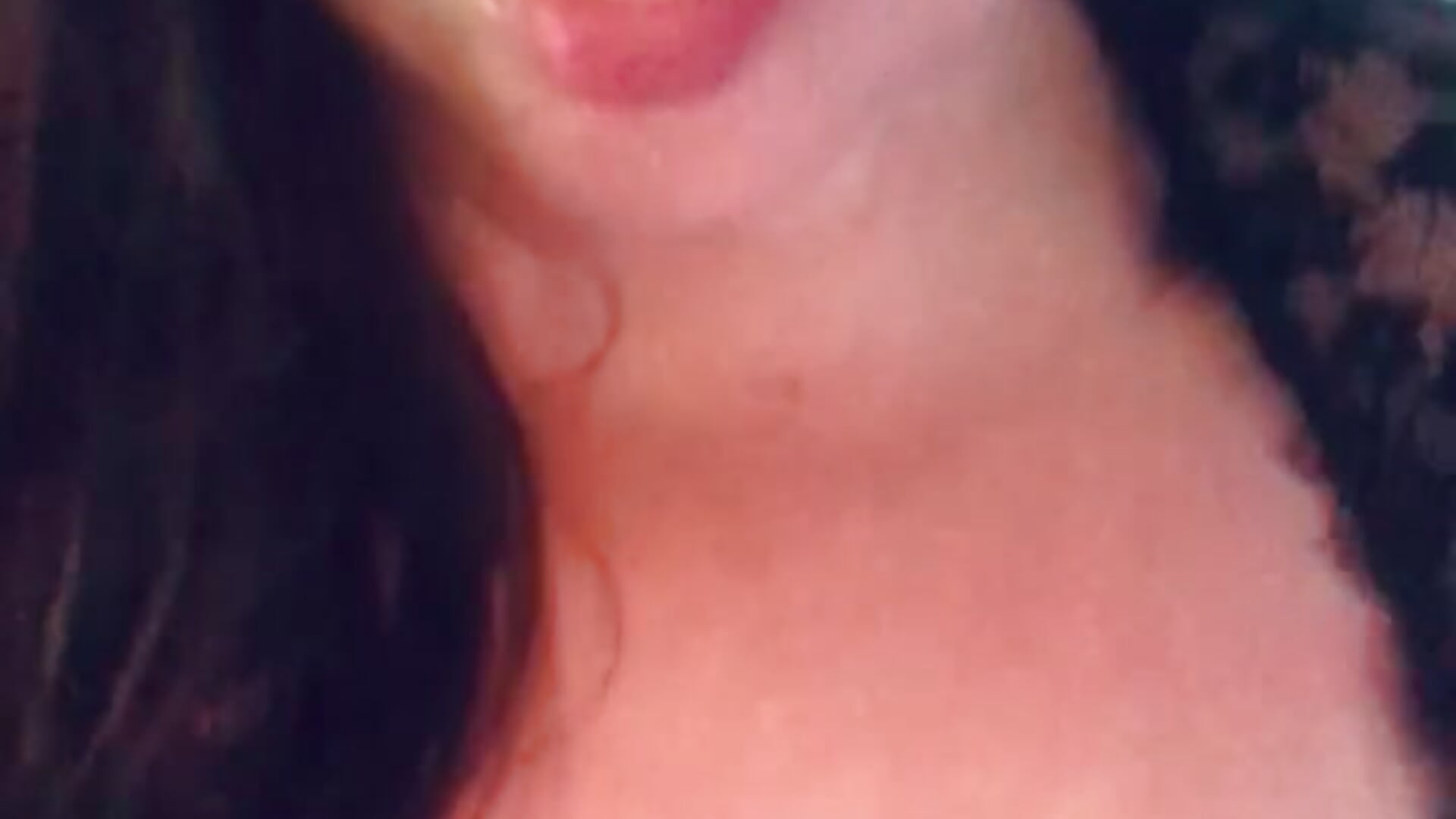 Hot & Sweaty boob play - video by LuciannaBBW cam model