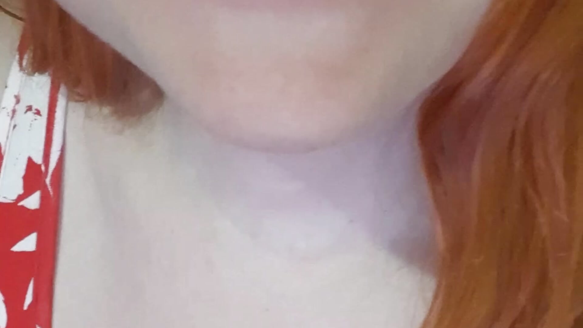 Air kiss.. - video by Foxy_Kate3333 cam model