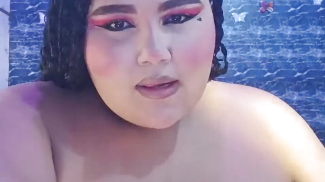 HOT AND HUGE BOOBS - Hurrem_Math 캠 모델의 동영상