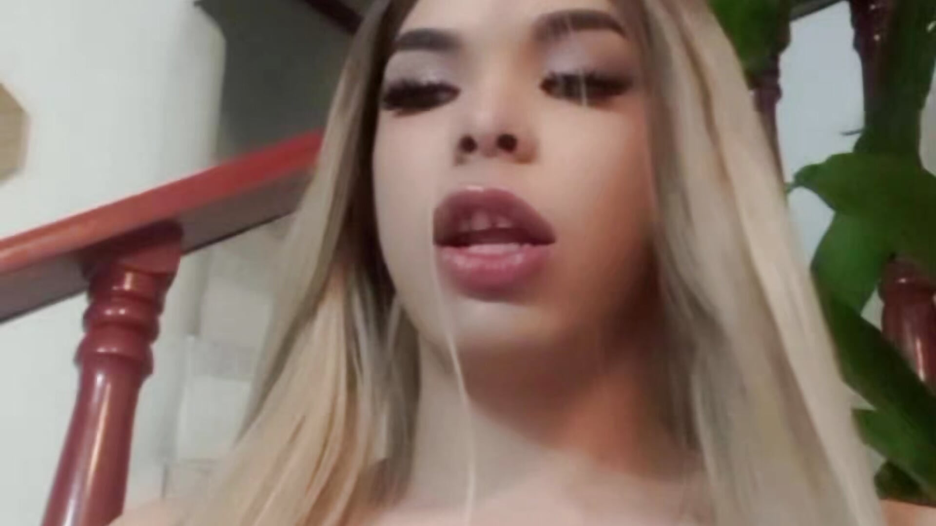 💜🫠🫠🫠💜 - video by Giorgina_Parado cam model
