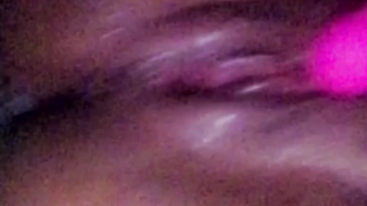 My pretty pink pu$$y squirting ✨