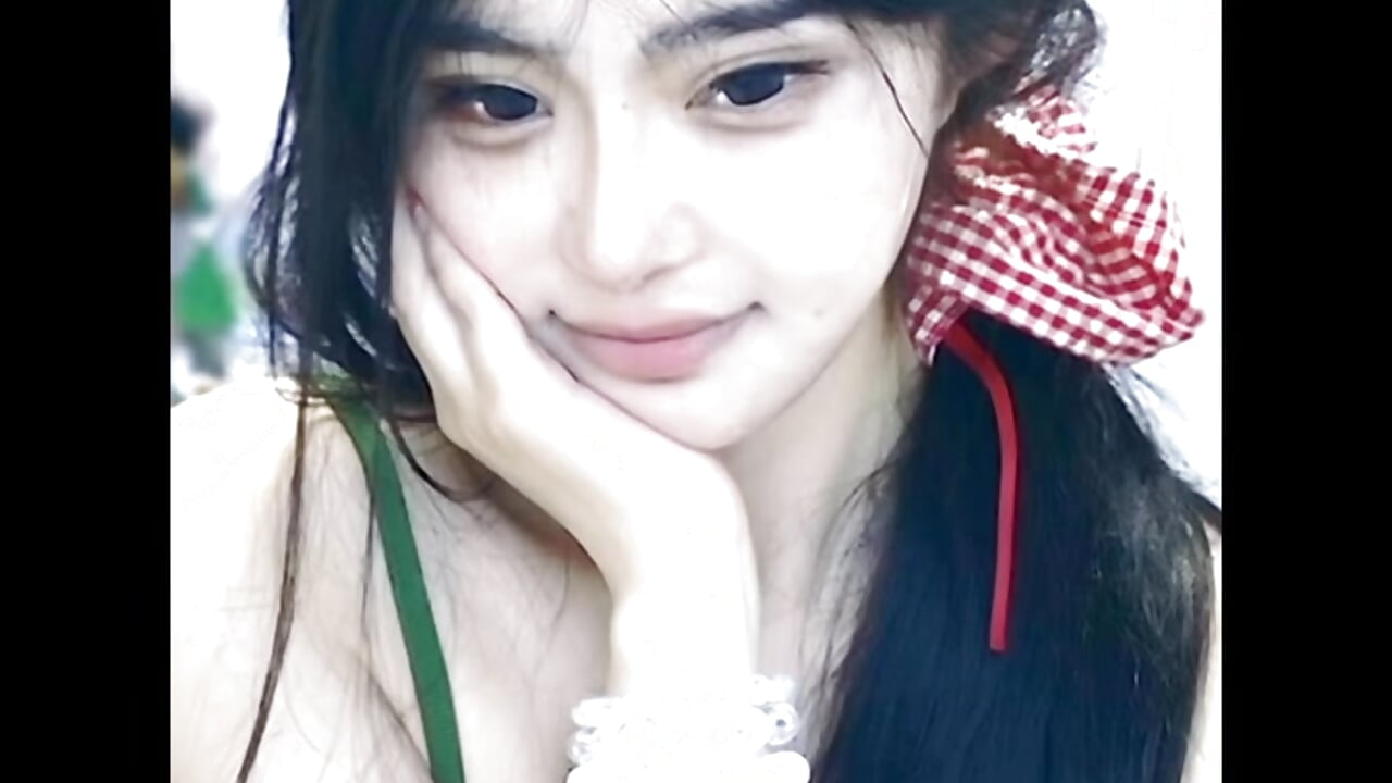 02 - video của người mẫu cam 476952-