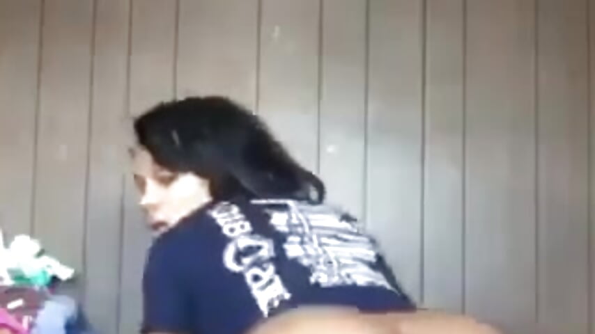 Get on top of me n ride this dick til I nut - відео від вебкаммоделі Gifttheskimaskboy