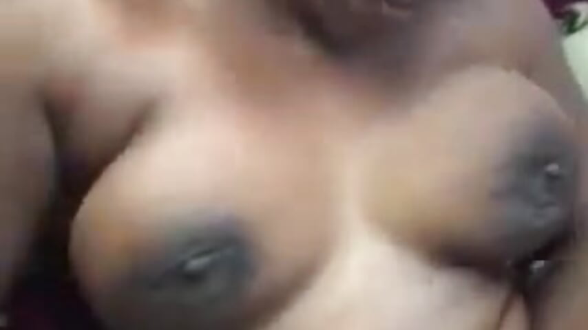 Nice tits plus missionary - відео від вебкаммоделі Gifttheskimaskboy