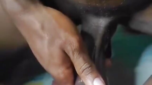 Move your panty to the side Let me slide it 😩🍆💦🍑063 790 5256 - video by Gifttheskimaskboy014 cam model