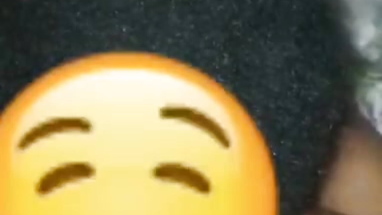 After shaving it I'm  sucking that clit - відео від вебкаммоделі Gifttheskimaskboy